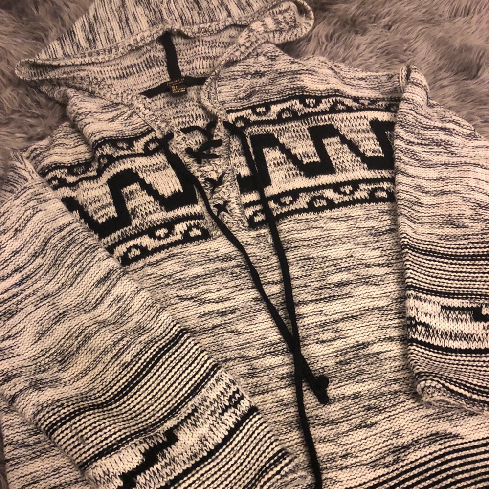 Forever 21 Hoodie/Sweater